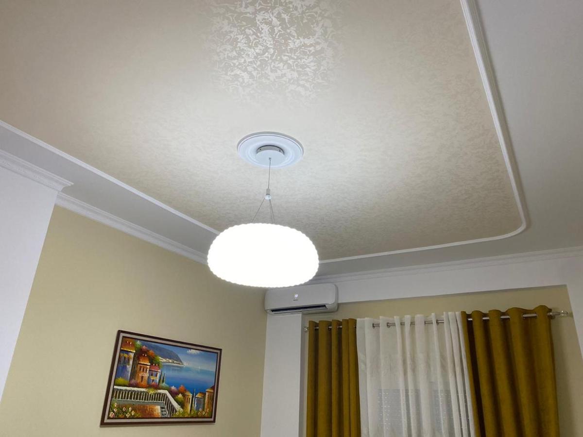 Kevin'S Lungomare Apartment Вльора Екстер'єр фото